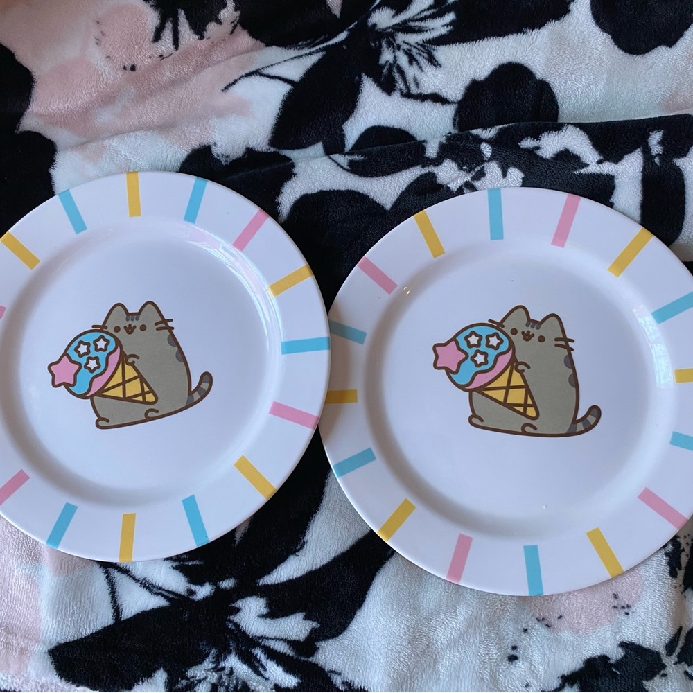 Pusheen Box Exclusive Winter 2020 Melamine Plates